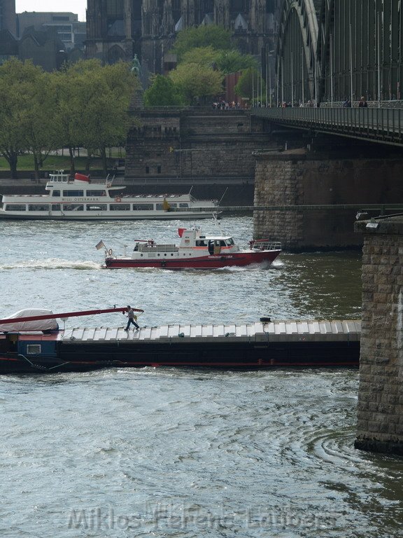 Uebungsfahrt Loeschboot und Ursula P44.JPG